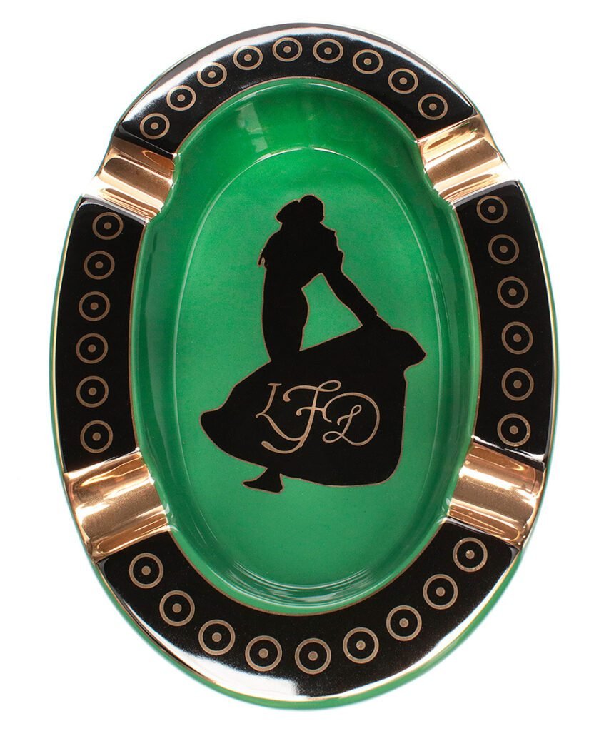 la flor dominicana (lfd) andalusian bull ashtray