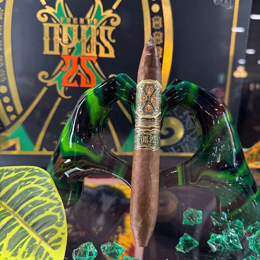 Arturo Fuente OpusX 25 Year Perfecto