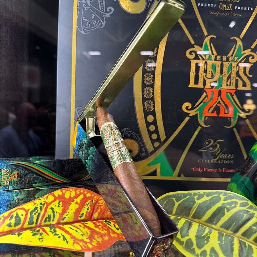 Arturo Fuente OpusX 25 Year Perfecto